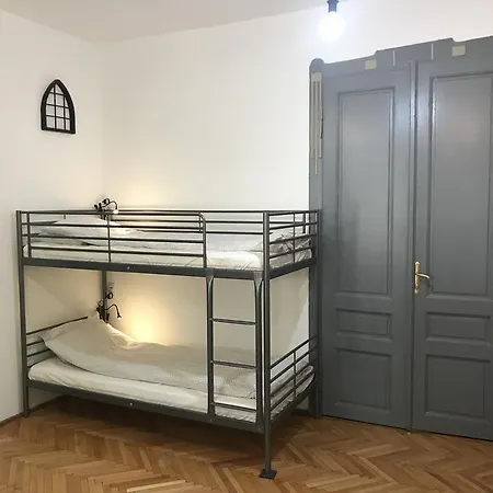 Хостел Passpartout