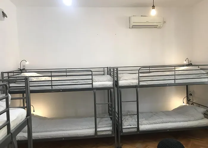 Passpartout אכסניה *